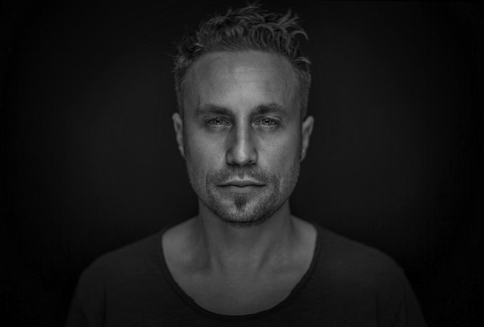 [INTERVIEW] TOM HADES